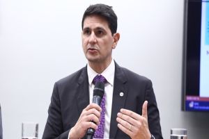 Imagem referente à notícia: Acordo entre MEsp e MS vai permitir inclusão do esporte em centros de reabilitação do SUS