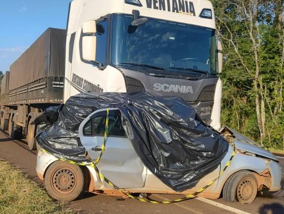 Casal morre em trágico acidente entre carro e carreta na BR-163 em Capanema