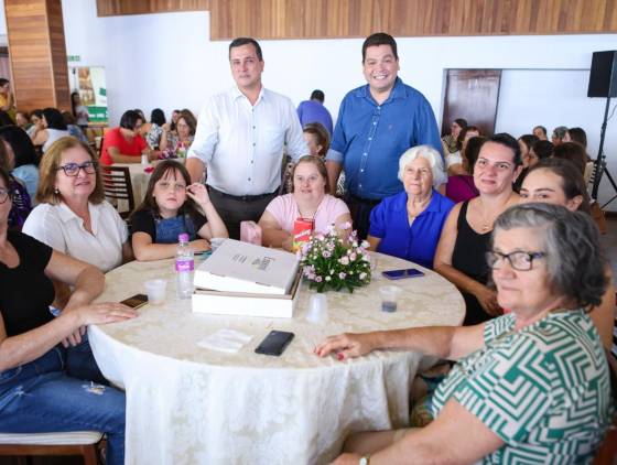 Deputado Gugu Bueno destaca a força da mulher no agro durante encontro em Pato Branco