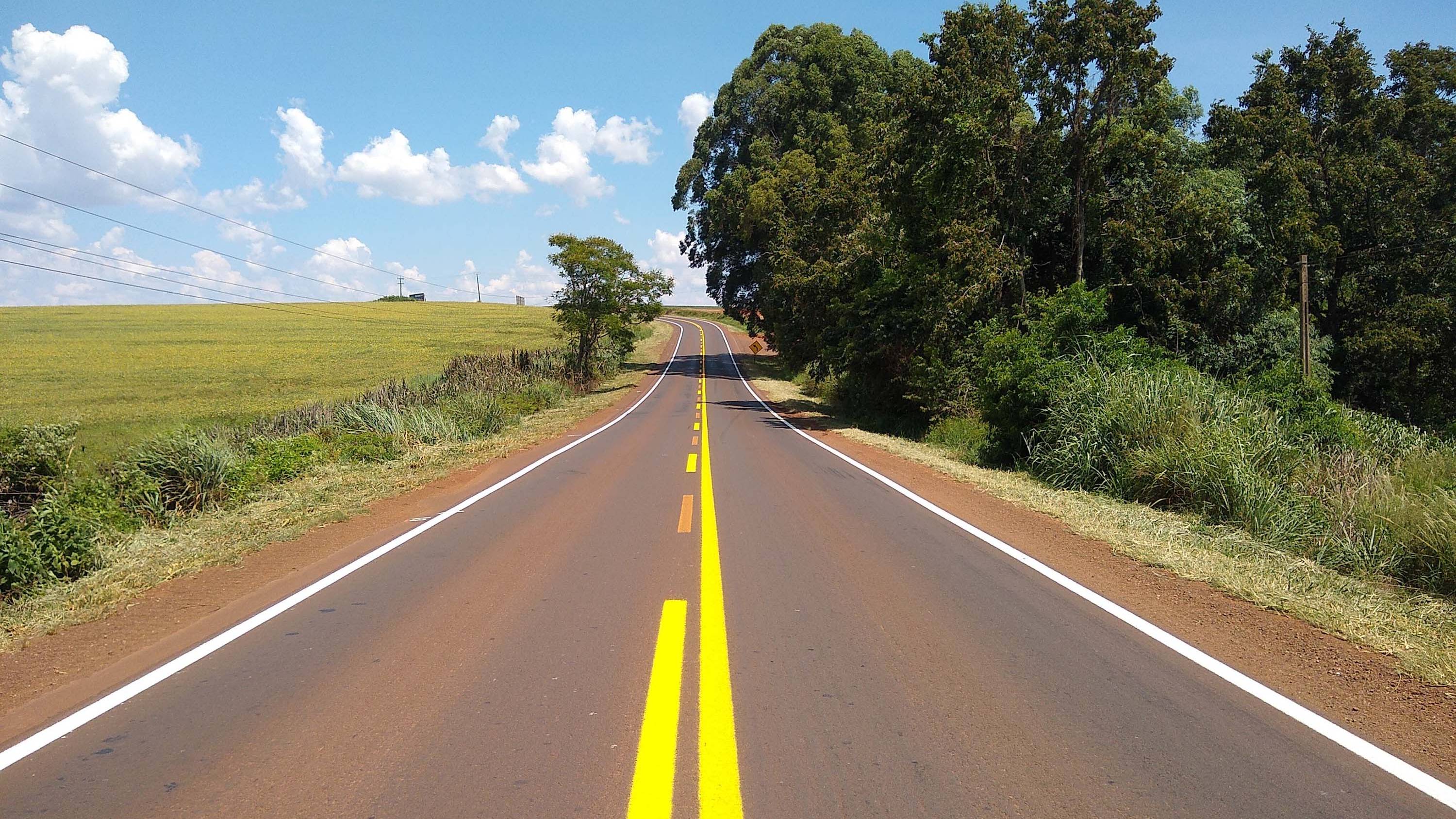 Rodovia entre Dois Vizinhos e São Jorge do Oeste recebe reforço de segurança viária