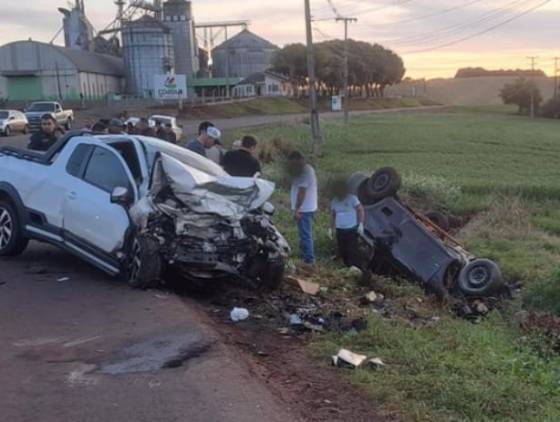 Homem morre em forte colisão entre carros na PR 475 em Verê