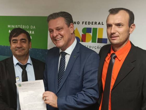 Lideranças de Bom Jesus buscam conhecimento de projetos Federais
