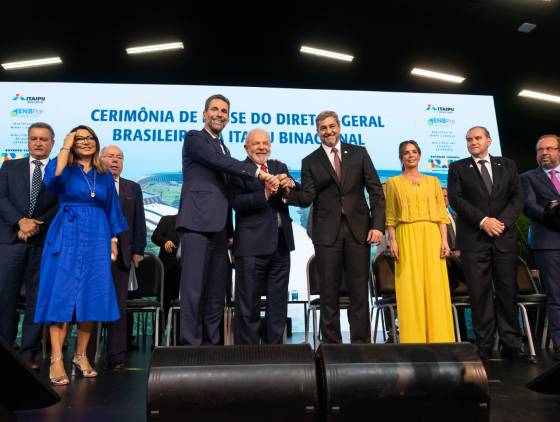 Com presença de presidente do Brasil e do Paraguai, Verri toma posse na Itaipu