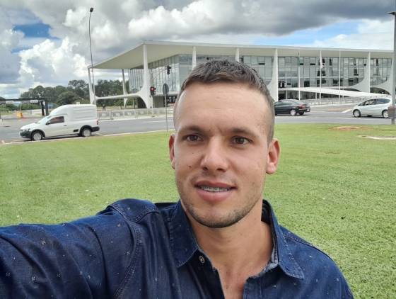 Em Brasília, vereador de Salgado Filho busca capacitação para programas de governo