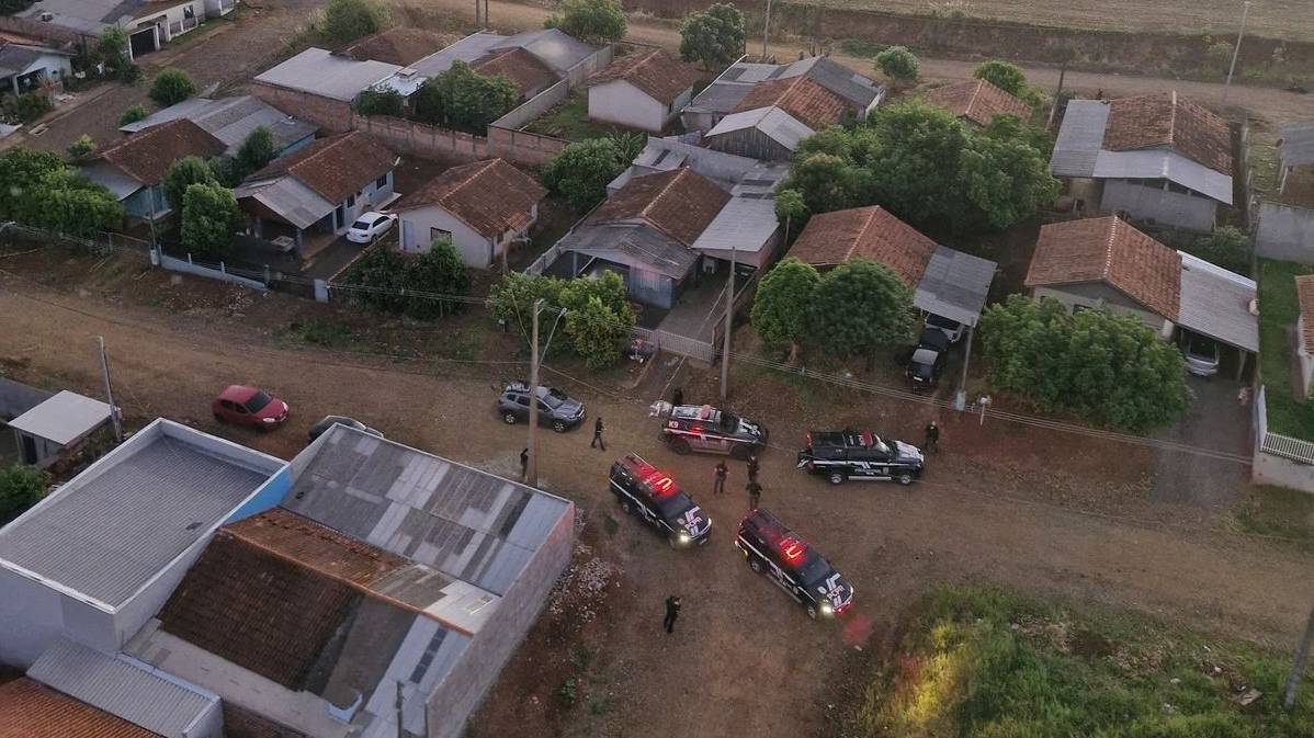 PCPR e PMPR prendem quatro pessoas em operação integrada em Santo Antônio do Sudoeste