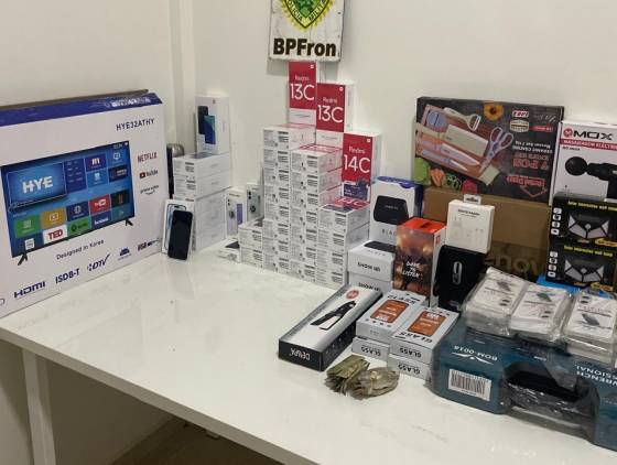 BPFRON Apreende Veículo com Contrabando em Santo Antônio do Sudoeste