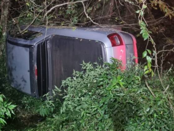 Mulher fica ferida após acidente na PR-483 em Francisco Beltrão
