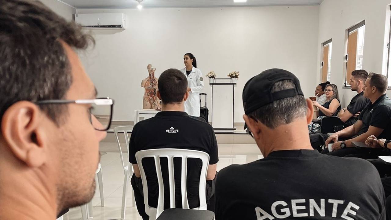 Novembro Azul: ações de cuidado com a saúde do homem são realizadas na PEFB