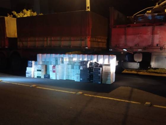 Carreta com contrabando é apreendida em Francisco Beltrão