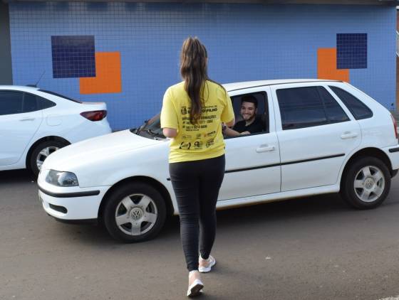Blitz Educativa em Salgado Filho promove conscientização no trânsito durante o Maio Amarelo