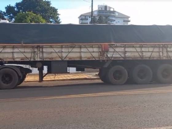 Mulher morre ao ser atropelada por carreta em Santa Izabel do Oeste