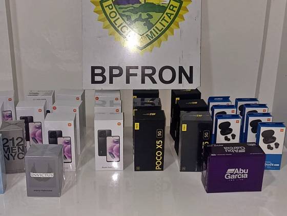 BPFRON apreende objetos em ônibus em Santo Antônio do Sudoeste